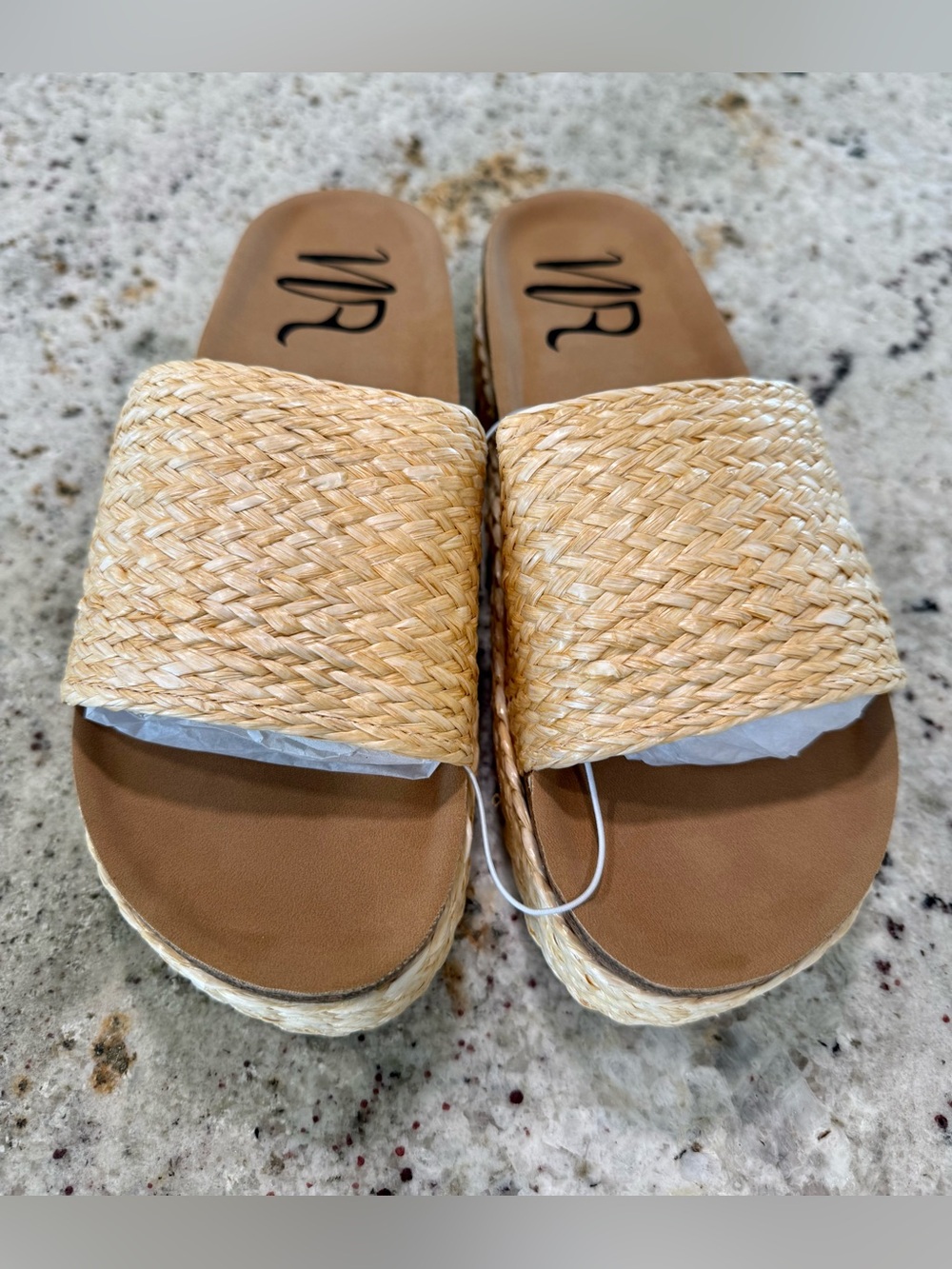 NOT RATED Platform SANDALS in Natural NEW - Picture 3 of 8